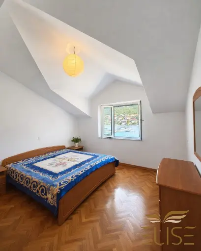 STONE HOUSE FIRST ROW BY THE SEA- BRNA COVE/ SOUTHERN KORČULA- €540.000