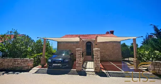 STONE SEASIDE RESIDENCE IN NOVA BAY- AUTHENTIC MEDITERRANEAN LIVING ON WESTERN KORČULA- PRICE ON OFFER